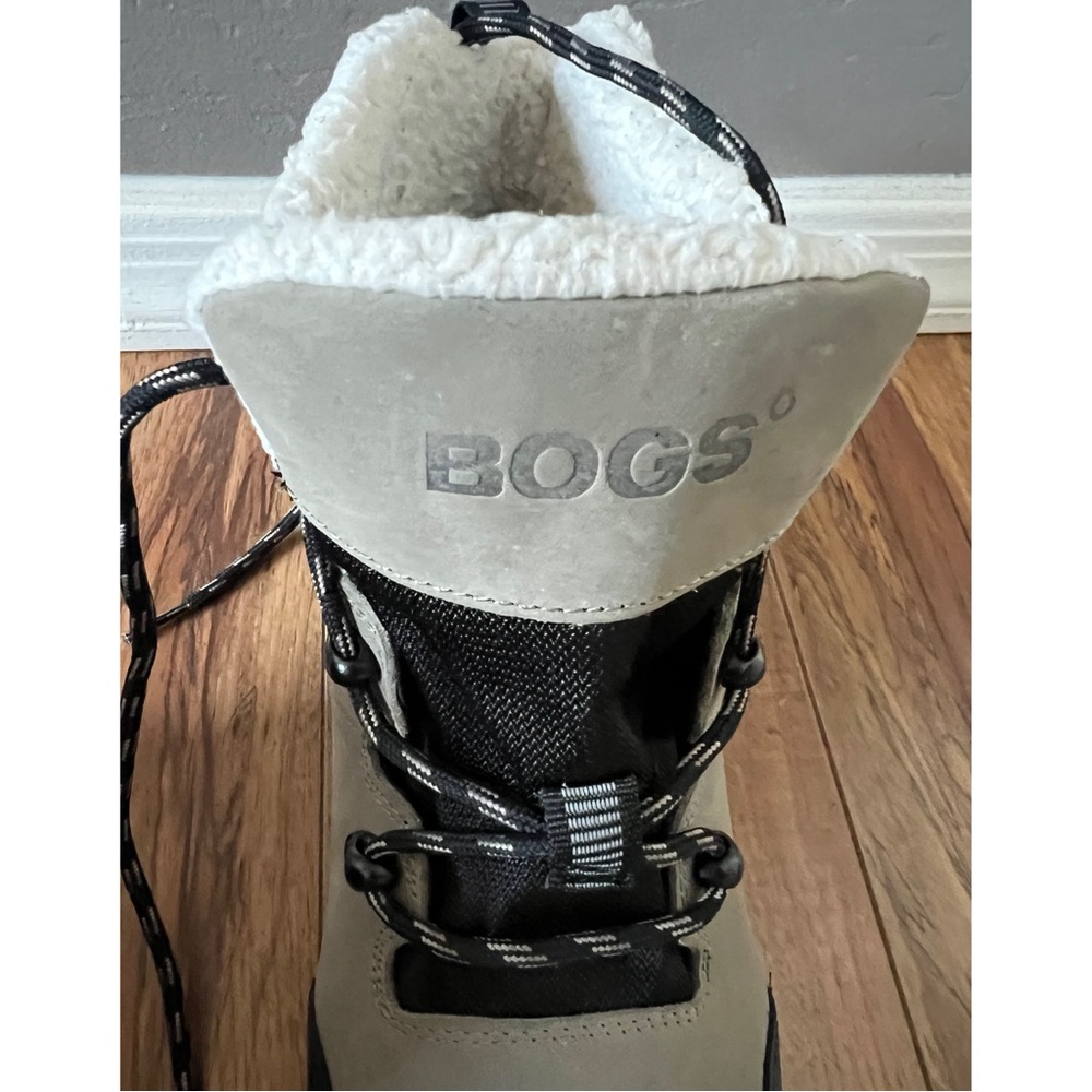 Bogs - Women's - Boots Arcata
Urban Leather... Size 10 - Picture 9 of 12